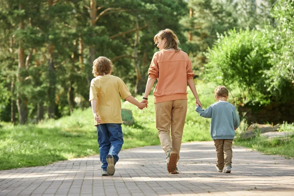 The Dutch walking tradition that your family could learn from